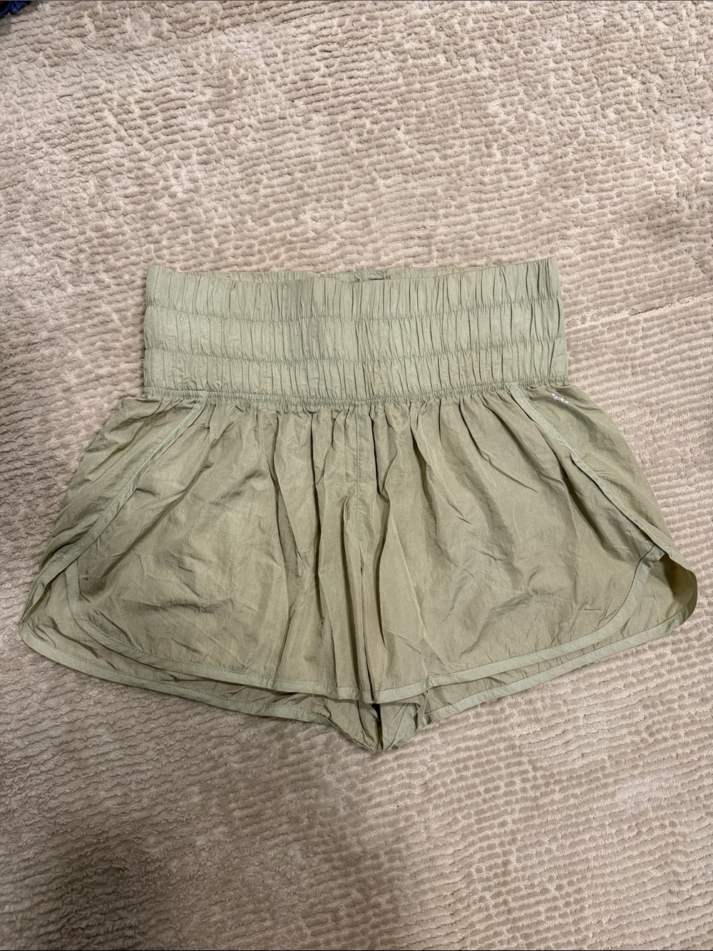 Free people movement High-Waist Lightweight Women’s Shorts - light Sage Green
